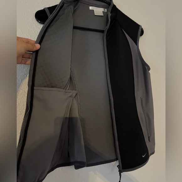 Nike Sphere Thermal
Vest Full Zip - Picture 5 of 6
